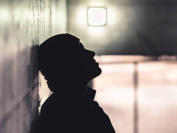 Telefona görə anasını öldürdü - <span class="color_red">təfərrüat - VİDEO</span>