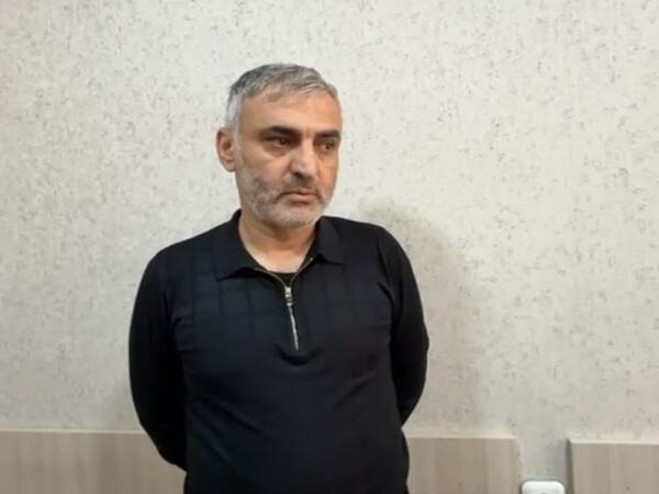 Maskalı şəxs evə basqın etdi: Xəsarət alan var