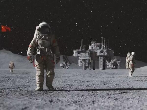 Çin Ayın qaranlıq tərəfində tarixi kəşf etdi: Su ilə zəngin nadir meteorit tapıldı - <span class="color_red">FOTO</span>