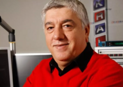 Məşhur jurnalist vəfat etdi - FOTO