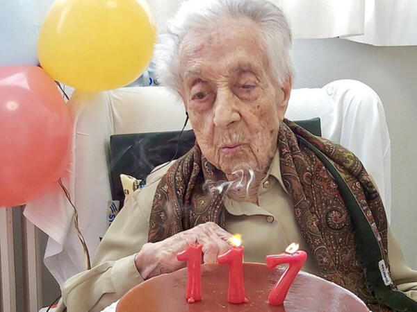 Dünyanın ən yaşlı qadınının uzunömürlülük SİRRİ