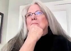 70 yaşında ərindən boşandı, striptizə başladı - FOTO