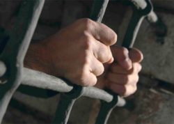 Bakıda qadın həbsdə olan ərinə metamfetamin keçirmək istədi - <span class="color_red">FOTO</span>