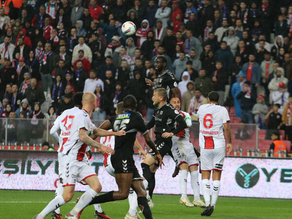 Türkiyənin məşhur klubuna transfer QADAĞASI