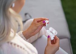Yeni &quot;AirPods&quot; problemli çıxdı