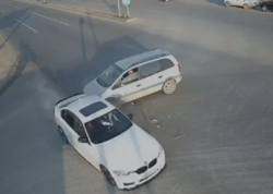 Səhv manevr və yüksək sürət qəzaya səbəb oldu - ANBAAN <span class="color_red">VİDEO</span>