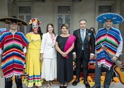 Milli İncəsənət Muzeyində Meksikanın ənənəvi “Ölülər günü” bayramına həsr olunmuş tədbir keçirilib - FOTO