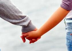 7 yaşından atalıq edən şəxsə qoşulub QAÇDI: anası ilə canlı efirdə belə üzləşdi - <span class="color_red">VİDEO</span>