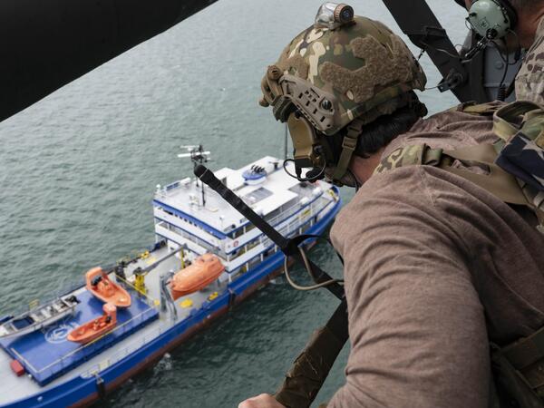 ABŞ ordusu kartellərə məxsus qayıqlara zərbə endirib - <span class="color_red">VİDEO</span>