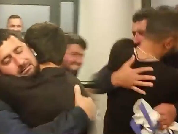 Monteneqroda sərbəst buraxılan Yaqub belə qarşılandı - <span class="color_red">VİDEO</span>