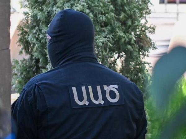 Ermənistanda əməliyyat başladı - Yüksək rütbəli hərbçilər HƏBS EDİLDİ