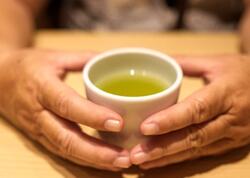 Qara, yaşıl və ya adaçayı deyil: Ən sağlam çay bu imiş