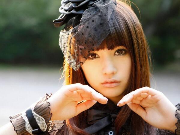 &quot;Bu ölkənin qadınları özünə baxmır&quot;