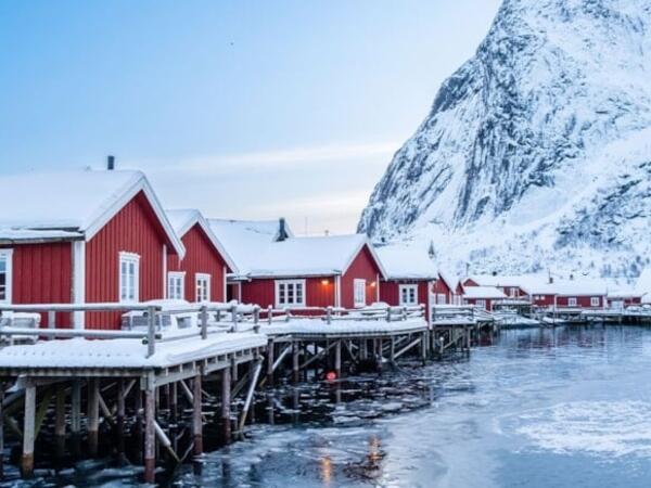 7 ay qış yaşayan norveçlilər evlərini belə isidir: Təbii və sərfəli üsul