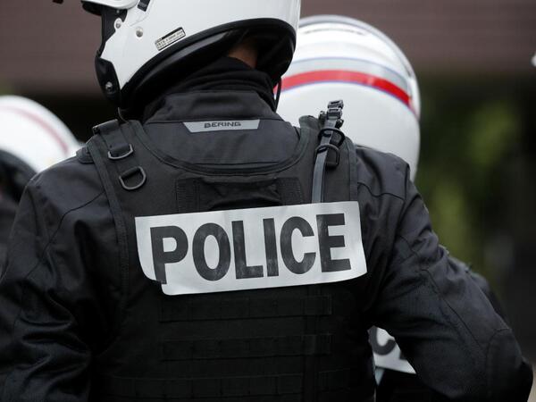 Fransada qızıl emal zavoduna silahlı hücum edildi