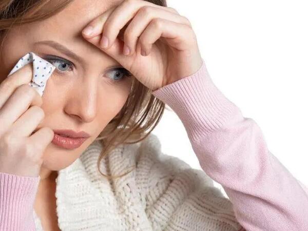 Gözünüz səyriyirsə diqqətli olun