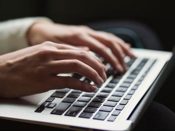 Hamı edir, amma noutbukunuzun ən böyük düşməni bu vərdişdir