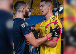 Ronaldoya toxunan əlcəklərini paylaşdı - <span class="color_red">FOTO</span>