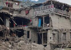 Gecə güclü zəlzələyə oyandılar - Xeyli ölən var