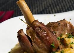 Ağızda dağılan ətin sirri - Ləzzətli quzu yeməyi resepti