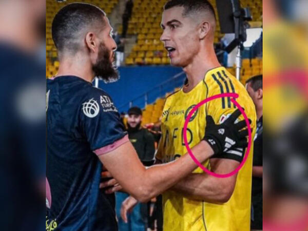 Ronaldoya toxunan əlcəklərini paylaşdı - <span class="color_red">FOTO</span>