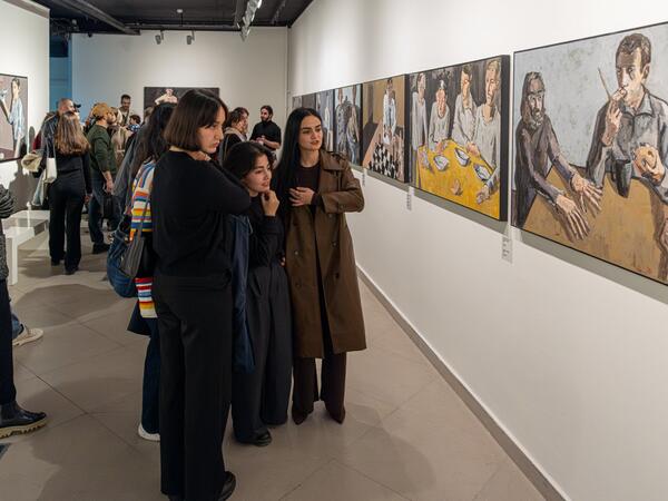 YAY Qalereyası gənc rəssam Mouk-un (Əli İsrafilov) “Asta-asta” adlı yeni fərdi sərgisini təqdim edib - FOTO