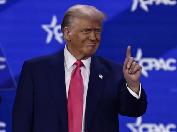 Müsəlman namizəd irəlidədir: Trampdan sərt xəbərdarlıq