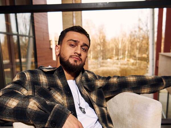 JONY ilk dəfə yeni sevgilsi ilə görüntüləndi - FOTO