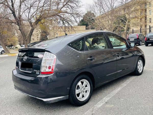 &quot;Prius&quot; sürücüsü ad gününə gedən qadını qarət etdi - Abşerondakı cinayətin TƏFƏRRÜATI