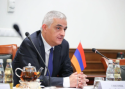 Qriqoryan Azərbaycana təşəkkür etdi - FOTO