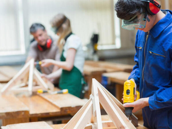 Azərbaycanda yeni peşələr yaradılır