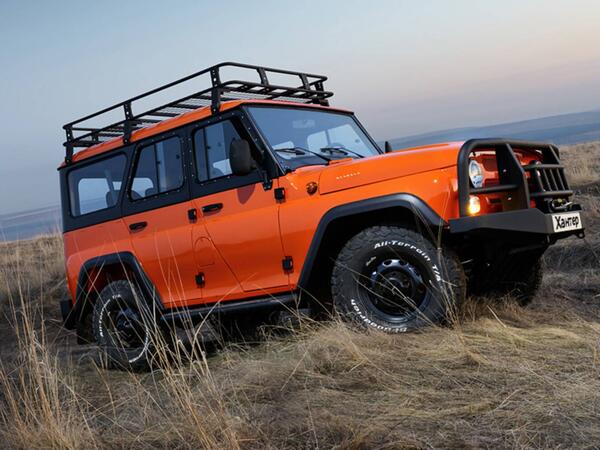 UAZ yenə &quot;keçmişə&quot; qayıdır