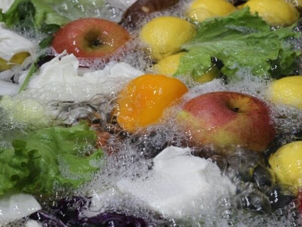 Sirkə və sodadan 10 dəfə təsirli üsul: Tərəvəzdəki pestisidləri dərhal yox edir