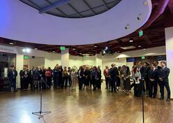 Zəfər Günü ərəfəsində Azərbaycan xalçası Polşa Muzeyinə hədiyyə olundu - FOTO