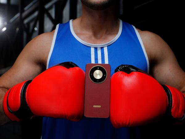 8300 mAh batareyaya malik, sarsılmaz HONOR X9d artıq satışdadır - FOTO