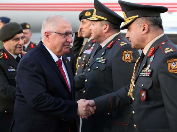 Yaşar Gülər Azərbaycana gəlib