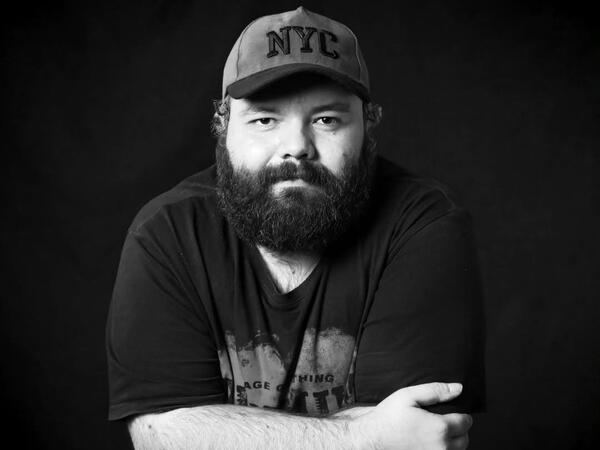 Azərbaycanda baş redaktor vəfat etdi