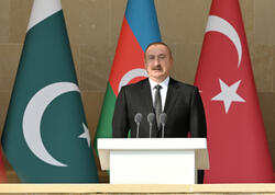 İlham Əliyev: Pakistan hərbçilərinin paradda iştirakı Azərbaycan, Türkiyə, Pakistan xalqlarının, ordularının birliyinin təzahürüdür