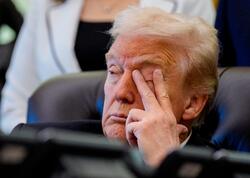 Trampı tədbirdə yuxu tutdu - FOTO