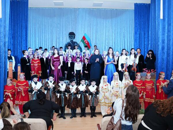 Dövlət Uşaq Filarmoniyası Zəfər gününə həsr olunmuş konsert proqramı ilə çıxış edib  - FOTO