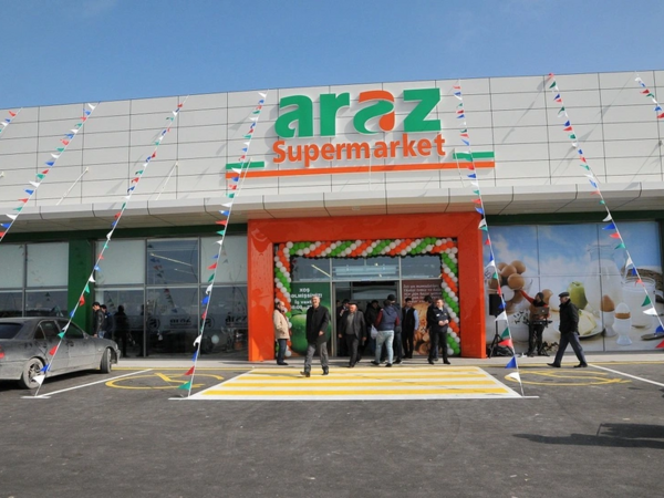 Araz marketdə <span class="color_red">yanğın </span>