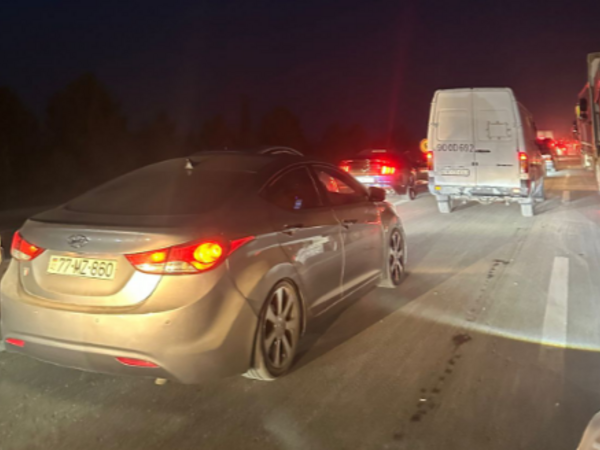 Bakı-Qazax yolu iflic vəziyyətdə - <span class="color_red">FOTO</span>