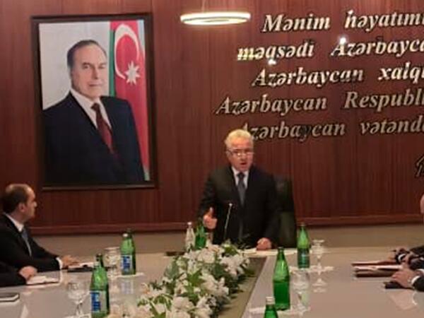 Nəsiminin yeni icra başçısı kollektivə təqdim olundu