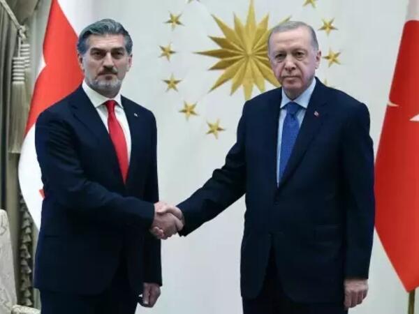 Ərdoğan Kavelaşvili ilə danışdı