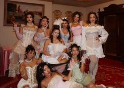 Nəcibənin &quot;Subaylığa vida partisi&quot; qınandı: &quot;Yüngül əxlaqlı qadınların geyimləri ilə...&quot; - <span class="color_red">VİDEO - FOTO</span>