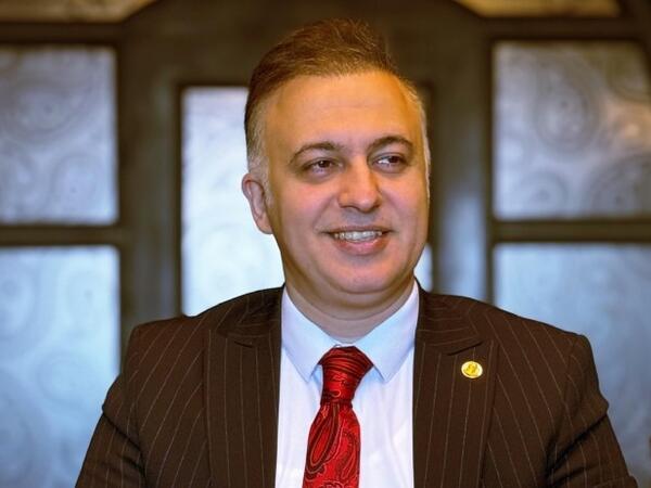 &quot;Musiqiçiyə yox, omba qoydurub, əxlaqsızlıq edənlərə hörmət qoyurlar&quot;