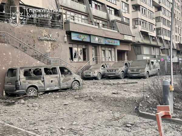 Kiyevə raket hücumu zamanı Azərbaycanın Ukraynadakı səfirliyinə ciddi ziyan dəydi - YENİLƏNİB - FOTOlar