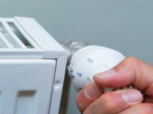 Kombi ustası açıqladı: Bu göstəricidə radiator həm isti olacaq, həm də xərc azalacaq