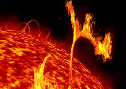 Günəşdə güclü partlayış oldu