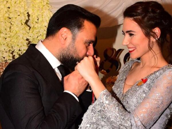 Məşhur müğənninin arvadının 50 minlik ayaqqabısı gündəm oldu - <span class="color_red">FOTO</span>